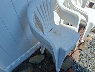 Plastic chairs resin white