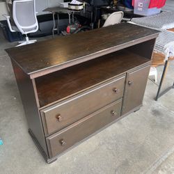Childs Dresser/changing Table