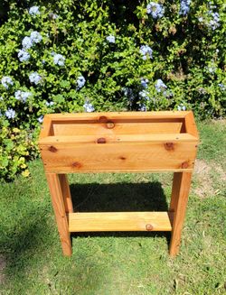 Small Garden Planter Box!*! Brand New !*!