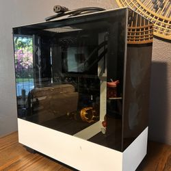 Gaming / VIDEO computer ( Specs In Photos)