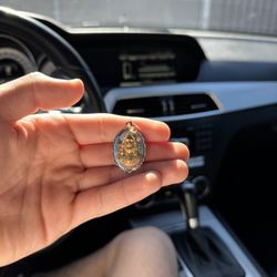 10k Gold Jesus And Virgin Mary Pendant