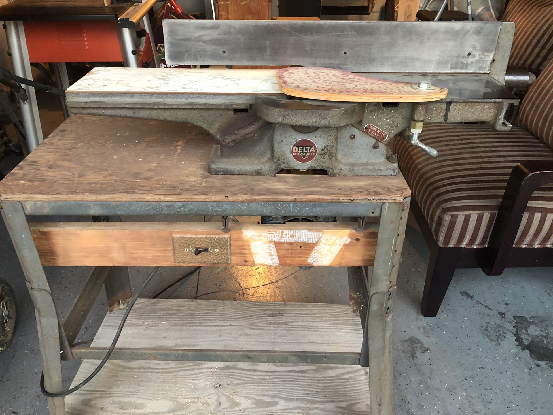 Delta Milwaukee NJ-227 Jointer