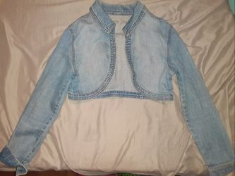 Medium sized hrugs and shirts $3 each