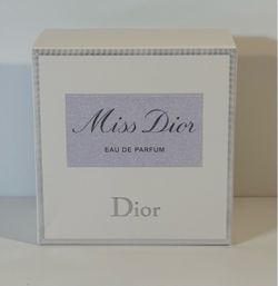 Dior Miss Dior Eau de Parfum #perfume #luxury