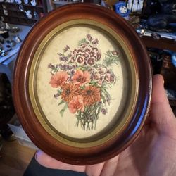 Vtg Small Oval Floral Print 