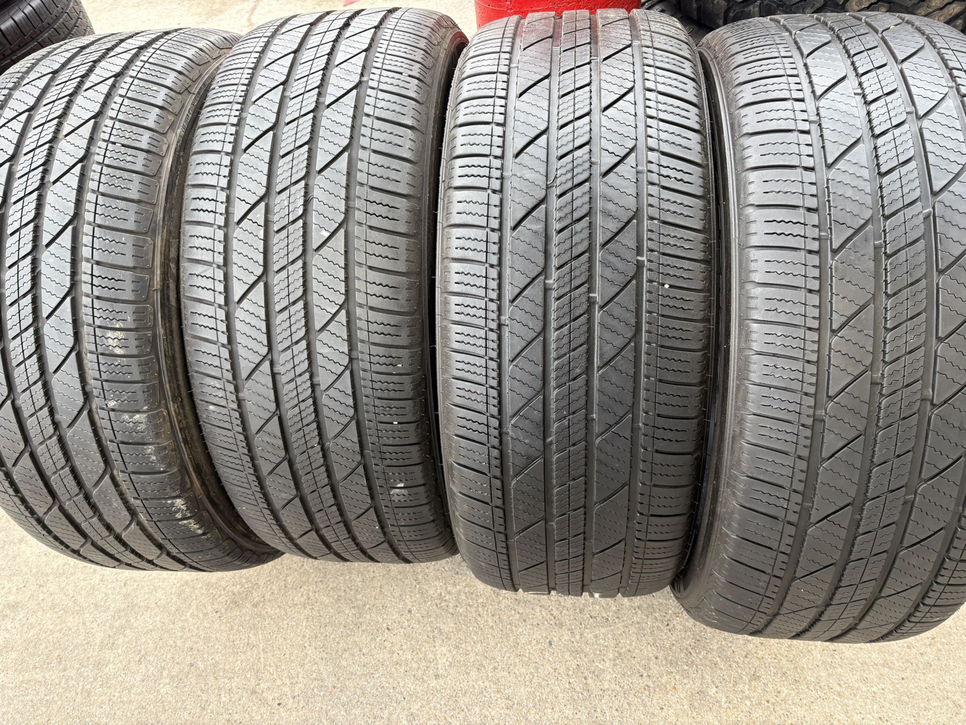 285-45-22 Bridgestone
