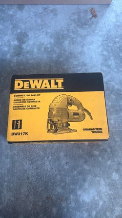 DEWALT DW317K Compact Jig Saw Kit