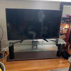 Toshiba 55’ And Glass Stand 