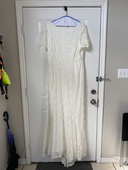 Torrid Wedding Dress, Off White, Size 20 Thumbnail