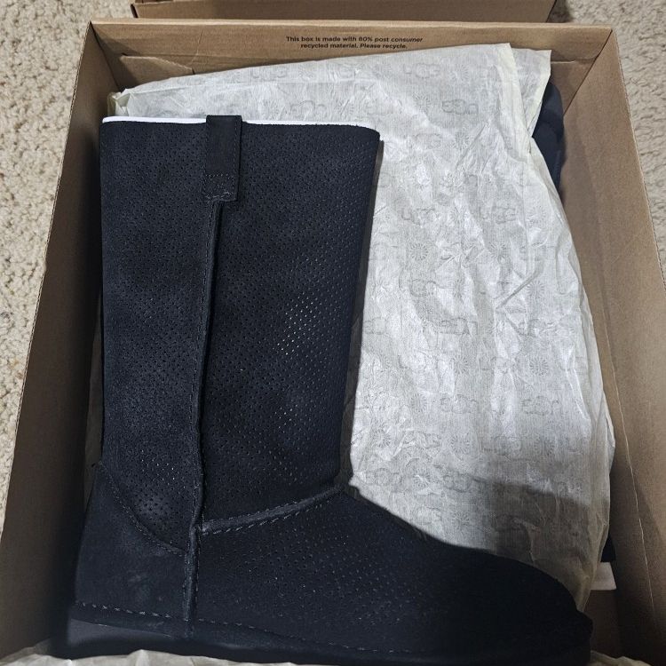 UGG Classic Unlined Tall Perf