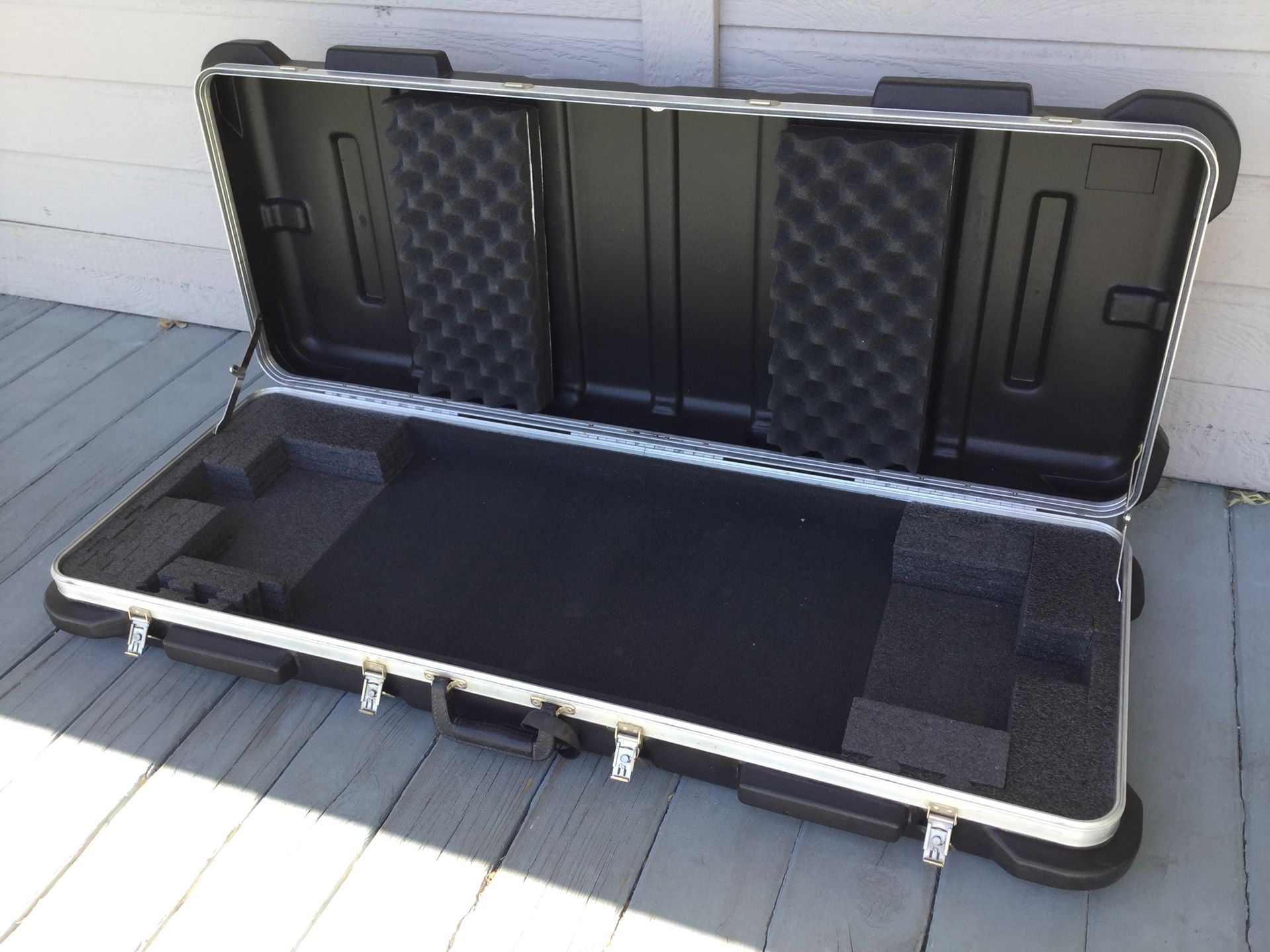 SKB 88 Note Keyboard Case