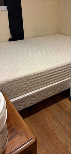 Full size memory foam mattress