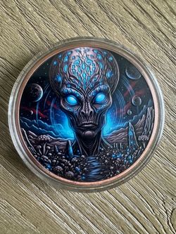 5oz Copper Alien Colorized Art Coin in Capsule