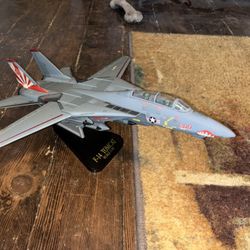 Die Cast F-14 Tomcat Display