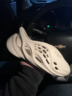 Yeezy Foam Runner Sand