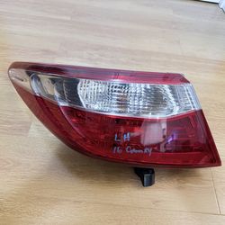 2016 Toyota Camry Driver Side (LH) Tail Light Assembly