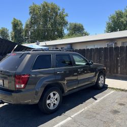 2007 Jeep Grand Cherokee Larado  4,300 OBO 