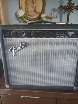 FENDER amp, black, champion 110