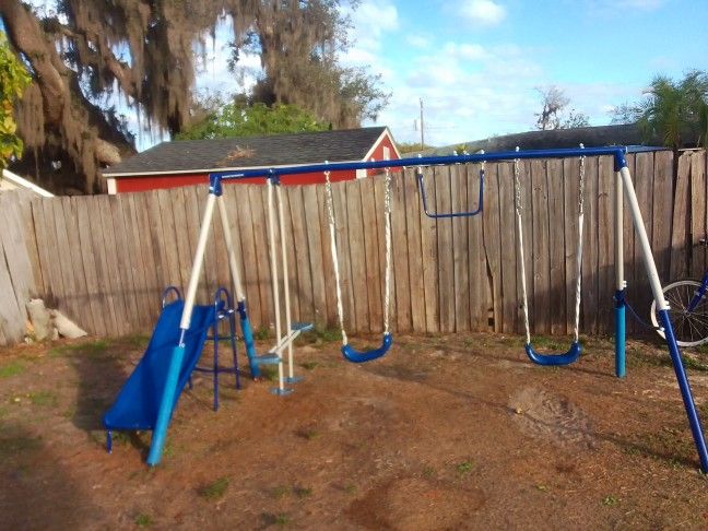 Moving This Weekend!!! Make offer