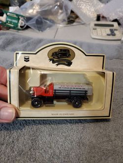 Chevron Commemorative Zerolene Tanker Truck Die-Cast Model