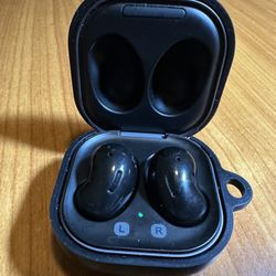 Samsung Galaxy Buds Live With Case!  Used. Great Condition. 
