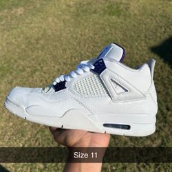 Jordan 4 Purple Metallic Size 11