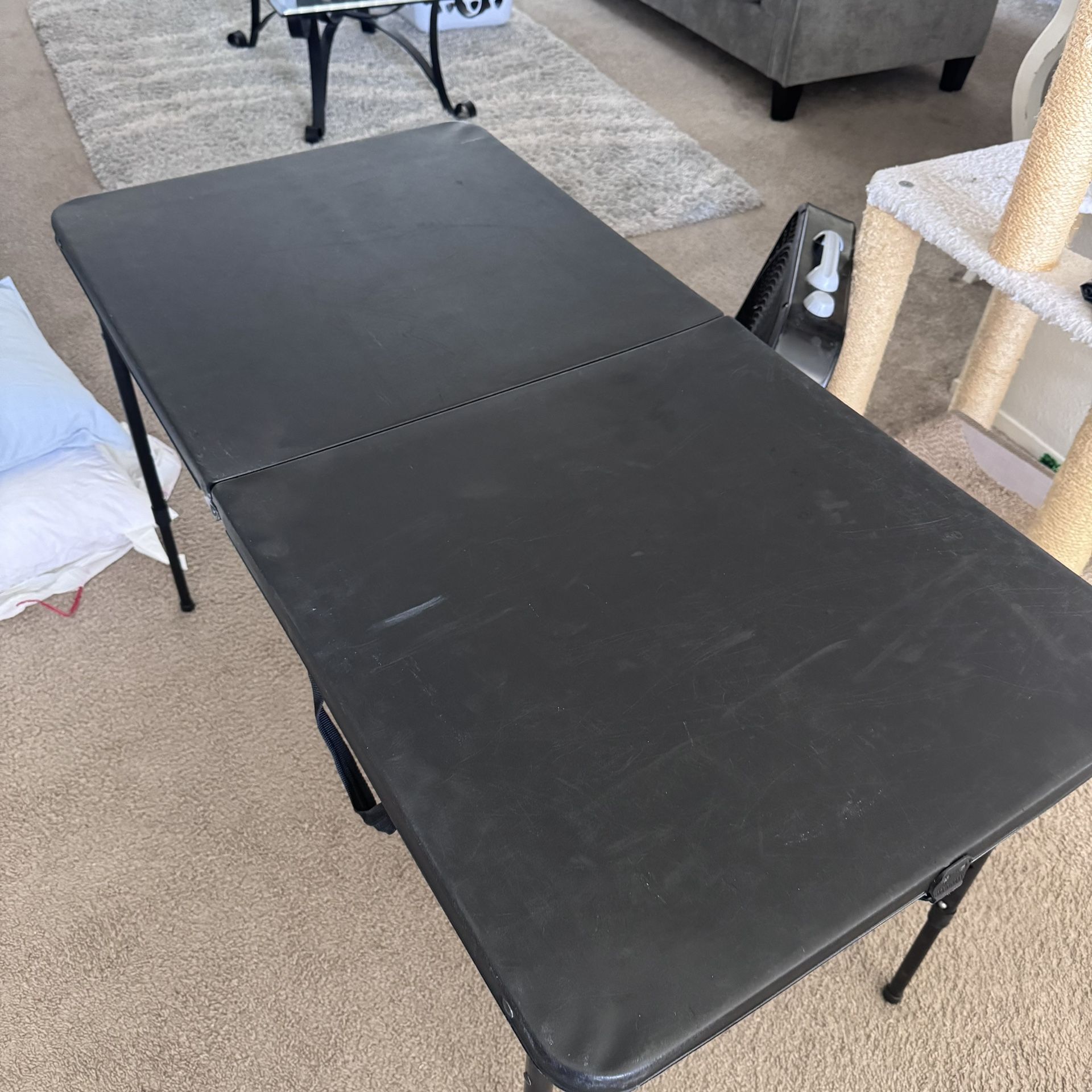 Folding Table