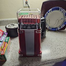 Little pop popcorn maker red brand new excellent condition