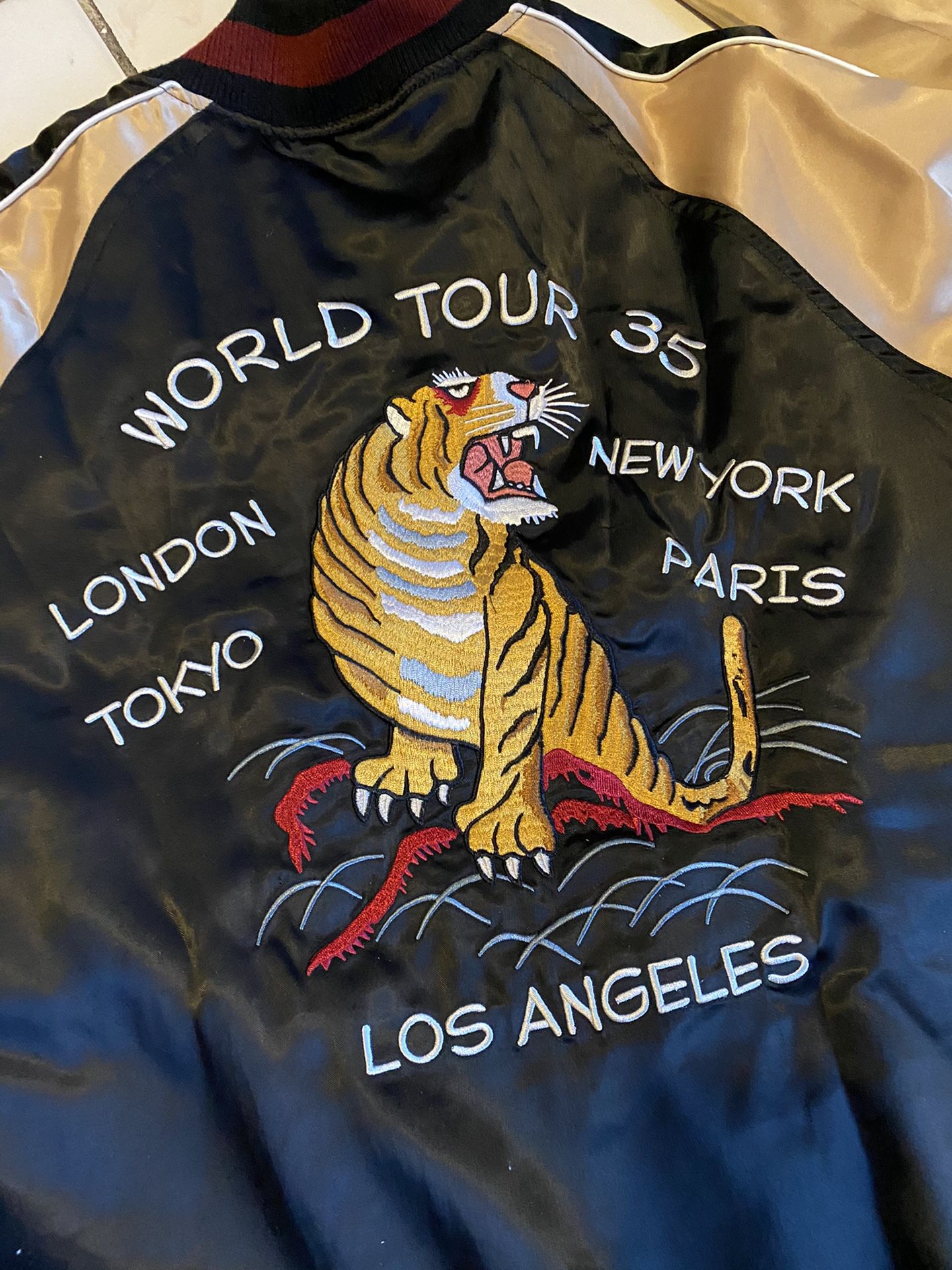 Stussy Jacket Tiger World Tour Rare Size Small Bape Shark Hoodie Supreme Box Logo Yellow Brown Black