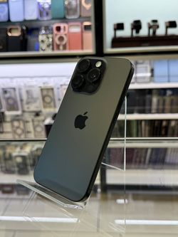 iPhone 16 Pro 512GB AT&T Pre-owned