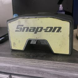 Snap On Speaker 