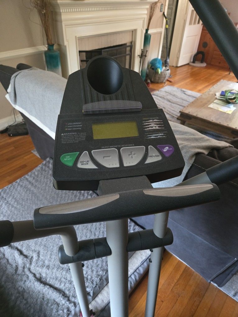 Reflex Step Eliptical