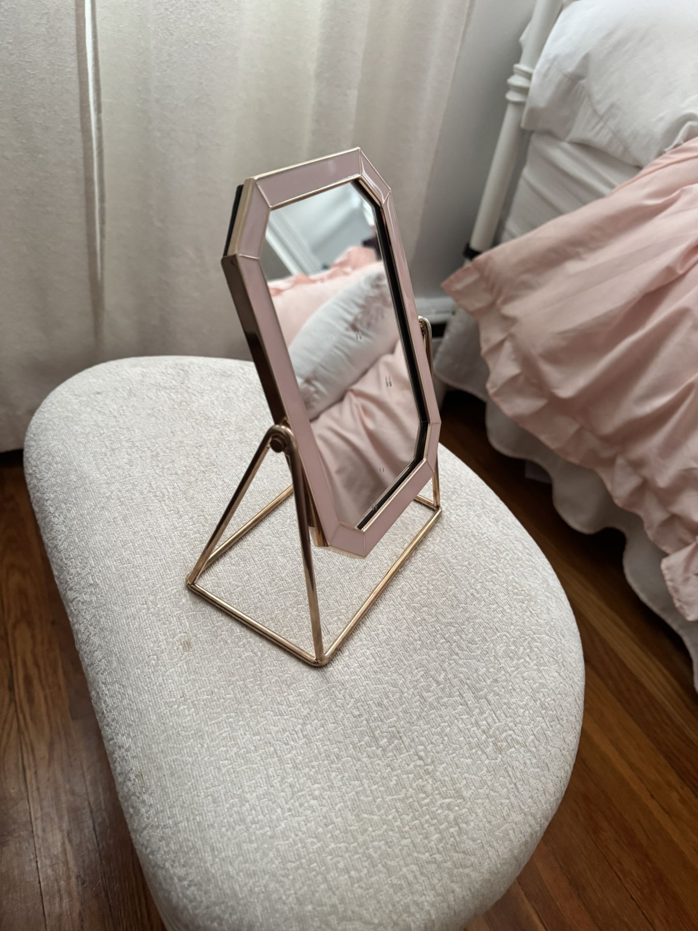 makeup organizers