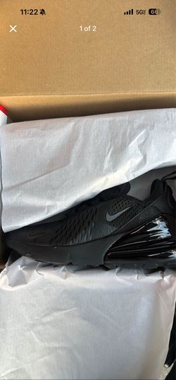 Nike 270 kids size 4y
