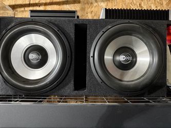 COMPLETE BASS PACKAGE FOR SALE - 2 15s + 2 AMPS + DOOR SPEAKERS + PROCESSOR