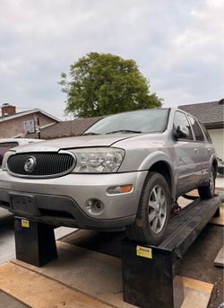 2004 Buick Rainier Part Out