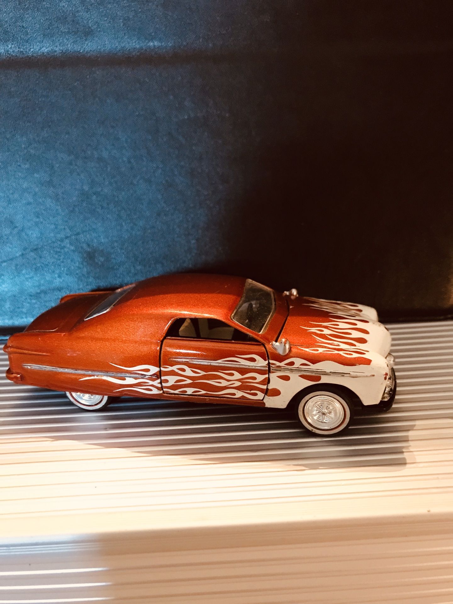 Tins Toys 1949/50 Ford Custom Street Rod 1/38 Scale Please View pics and read description