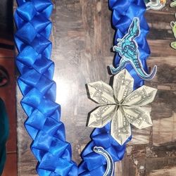 Collar De Graduacion De Dinosauriosor Hello Kitty