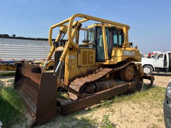 2004 CATERPILLAR D6R XL DOZER WITH RIPPER & A/C