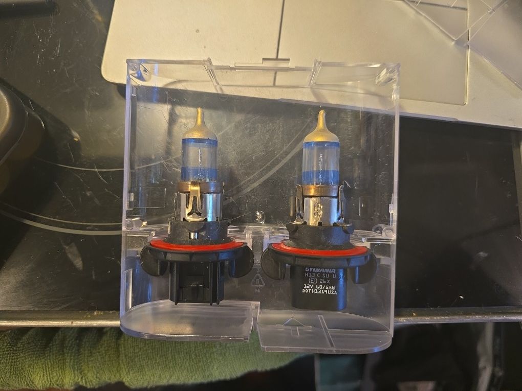Sylvania Ultra H13C SU 26x 9008 High Performance HALOGEN CAR HEADLIGHT BULBS