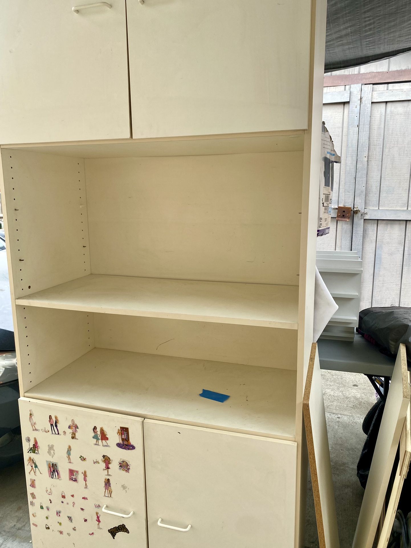 Free Free Cabinet/shelf/shelve/bookcase/bookshelf/hutch