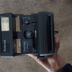 Vintage Poloroid Instamatic Camera