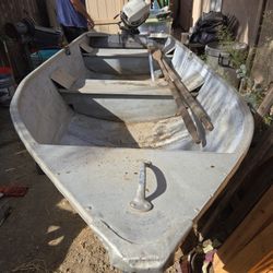 14 Ft Boat With Motor 