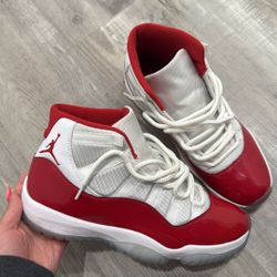 Cherry 11s size 9.5