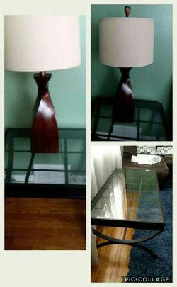 2end tables 1cocktail table and 2 lamps