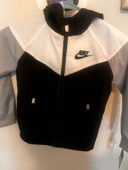 Nike windbreak