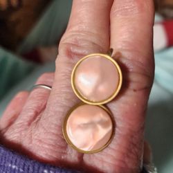 A Pair Of Vintage Pink Cabachone Luster screw Back Earrings. 1930s