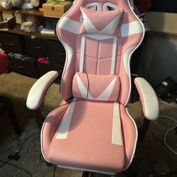 Massaging Gaming Chair