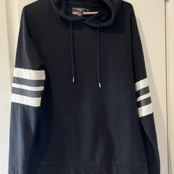 FOREVER 21 BLACK HOODIE-MEN’S XL