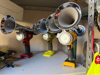 Truck horn